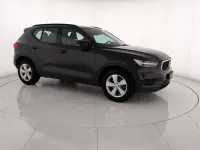 Usata Volvo XC40 Momentum 150 CV (110 kW) 2021 Nero SUV
