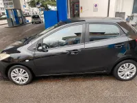 Usata Mazda 2 75 CV (55 kW) 2008 Nero Utilitaria