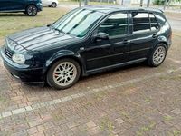 Begagnad VW Golf IV 101 HK (74 kW) 2000 Svart Sedan