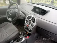 Usata Renault Modus 75 CV (55 kW) 2007 Blu Monovolume