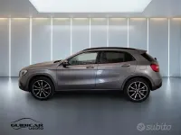 Usata Mercedes GLA200 136 CV (100 kW) 2019 Grigio SUV