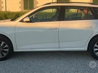 Usata Skoda Kamiq 110 CV (80 kW) 2022 Bianco SUV