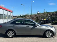 Usata Mercedes C220 170 CV (125 kW) 2011 Grigio Berlina