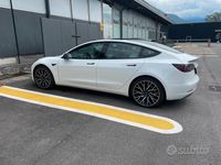 Usata Tesla Model 3 RWD 258 kW (351 CV) 2023 Bianco Berlina