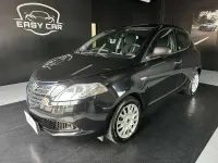 Usata Lancia Ypsilon 69 CV (50 kW) 2014 Nero Utilitaria