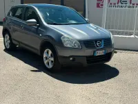 Usata Nissan Qashqai Tekna 106 CV (77 kW) 2008 Grigio SUV