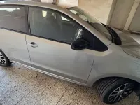 Usata VW e-up! 61 kW (83 CV) 2021 Argento Utilitaria
