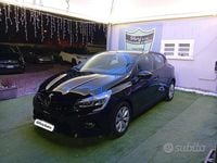 Usata Renault Clio V Intens 100 CV (73 kW) 2020 Nero Berlina
