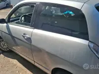 Usata Lancia Ypsilon 75 CV (55 kW) 2009 Grigio Utilitaria