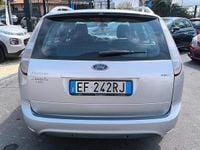 Usata Ford Focus 110 CV (80 kW) 2011 Grigio Station wagon