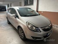 Usata Opel Corsa Edition 85 CV (62 kW) 2010 Grigio Utilitaria