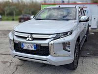 Usata Mitsubishi L200 150 CV (110 kW) 2019 Bianco perla Pick-up