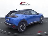 Usado Peugeot 2008 GT-line 131 HP (96 kW) 2023 Azul SUV