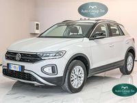 Usata VW T-Roc Life 110 CV (80 kW) 2024 Grigio SUV