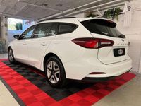 Usata Ford Focus 120 CV (88 kW) 2022 Bianco Station wagon