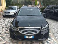 Usata Mercedes E200 Elegance 136 CV (100 kW) 2013 Nero Station wagon