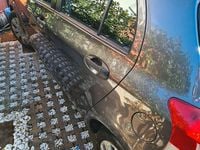 Usata Toyota Yaris 90 CV (66 kW) 2011 Grigio Utilitaria