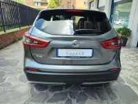 Usata Nissan Qashqai Tekna 110 CV (80 kW) 2018 Grigio SUV
