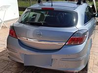 Usata Opel Astra 150 CV (110 kW) 2006 Grigio Berlina