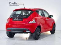 Usata Lancia Ypsilon Silver 95 CV (69 kW) 2023 Rosso Utilitaria