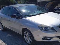 Usata Lancia Delta 90 CV (66 kW) 2000