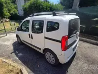 Usata Fiat Qubo Trekking 77 CV (56 kW) 2012 Bianco Monovolume