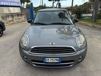Usata Mini Cooper D 109 CV (80 kW) 2010 Grigio Utilitaria