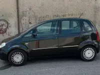 Usata Lancia Musa 95 CV (69 kW) 2004 Nero Monovolume
