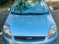 Usata Ford Fiesta 75 CV (55 kW) 2007 Bluazzurro Utilitaria