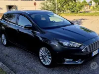 Usata Ford Focus 120 CV (88 kW) 2015 Grigio Station wagon