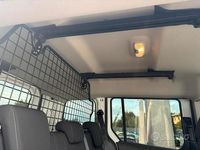 Usado Ford Transit 119 CV (87 kW) 2021 Blanco Berlina