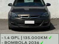 Usata Opel Astra 140 CV (102 kW) 2014 Grigio Berlina