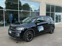 Usata VW T-Cross Sportline 110 CV (80 kW) 2023 Deep black perlato SUV