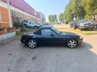 Usata Mazda MX5 110 CV (80 kW) 2000 Bluazzurro Cabrio