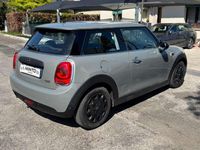 Usata Mini ONE 75 CV (55 kW) 2018 Grigio Utilitaria