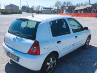 Usata Renault Clio II 58 CV (42 kW) 2007 Bianco Berlina