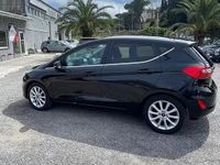 Usata Ford Fiesta 86 CV (63 kW) 2018 Nero Utilitaria