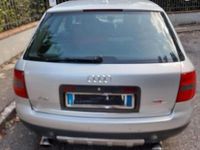 Usata Audi A6 140 CV (102 kW) 2000 Grigio Station wagon