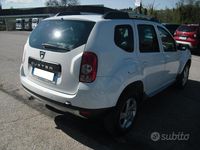 Usata Dacia Duster Lauréate 110 CV (80 kW) 2012 Bianco SUV