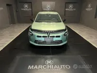 Usata Lancia Ypsilon 101 CV (74 kW) 2024 Verde Utilitaria