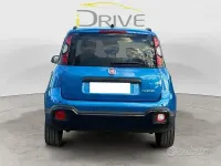 Usata Fiat Panda Cross Cross 69 CV (50 kW) 2025 Blu Utilitaria