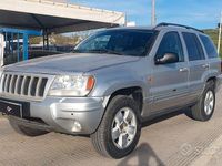 Usata Jeep Grand Cherokee 163 CV (119 kW) 2004 Grigio SUV