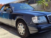 Usata Mercedes E200 136 CV (100 kW) 1996 Nero Cabrio