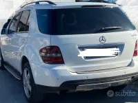 Usata Mercedes ML320 224 CV (164 kW) 2006 Bianco SUV