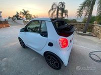 Usata Smart ForTwo Electric Drive Pulse 60 kW (82 CV) 2021 Bianco Cabrio