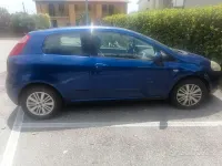 Usata Fiat Grande Punto Emotion 90 CV (66 kW) 2006 Bluazzurro Utilitaria