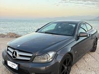Usata Mercedes C220 Avantgarde 170 CV (125 kW) 2012 Grigio Berlina