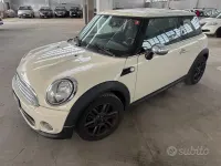 Usata Mini Cooper Coupé 122 CV (89 kW) 2011 Coupé