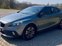 Usata Volvo V40 CC Pro 120 CV (88 kW) 2017 Grigio Station wagon