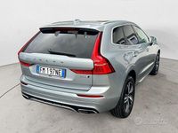 Usata Volvo XC60 R-Design 190 CV (139 kW) 2018 Grigio SUV